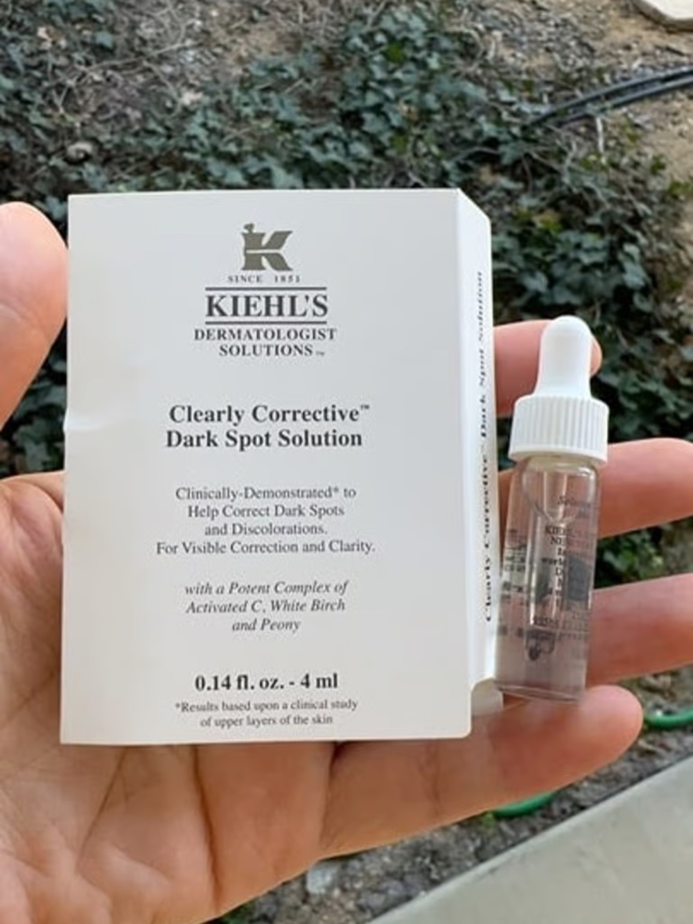 Kiehl’s Clearly Corrective Dark Spot Solution Mini Dropper Bottle (4ml / 0.14 fl